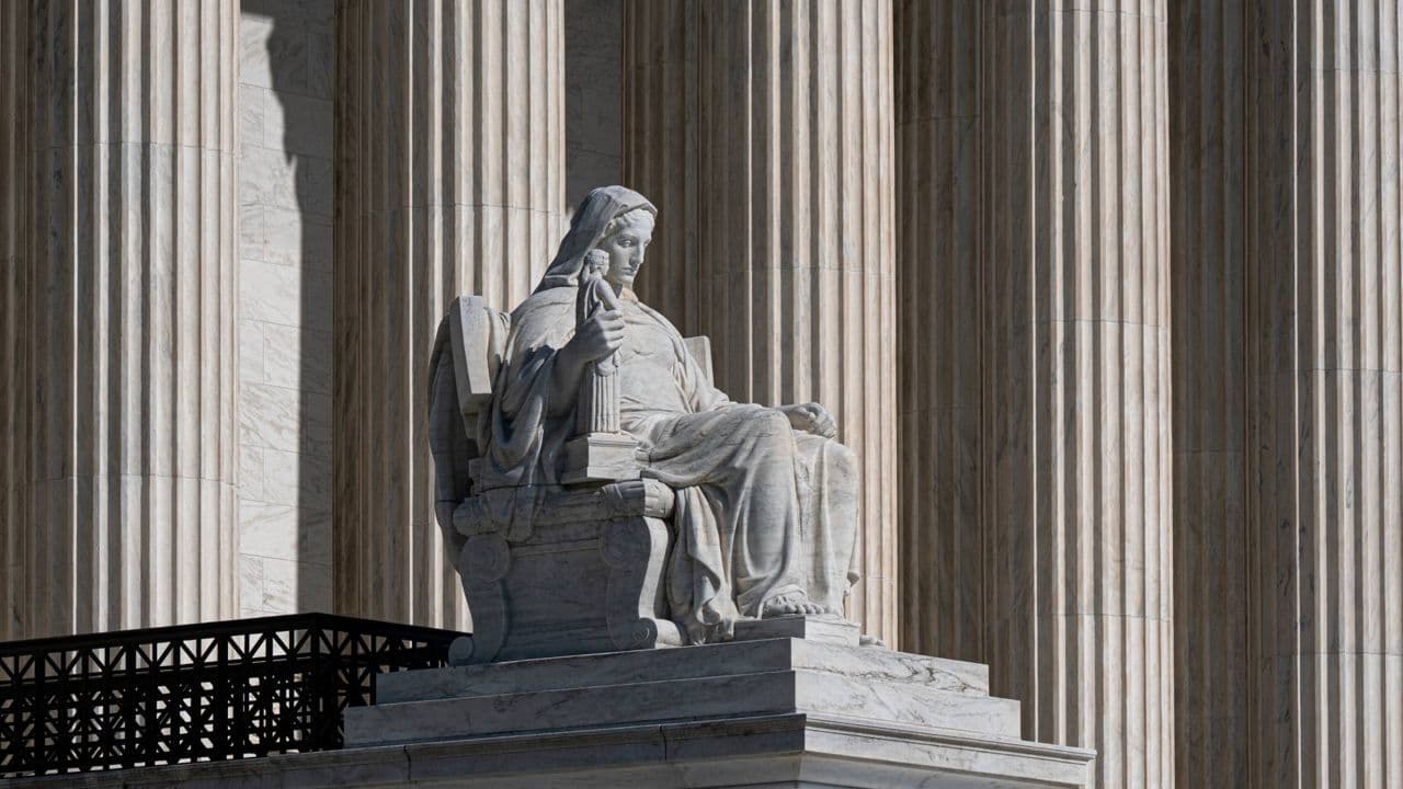Supreme Court sides with Trump admin on federal regulation of telecom companies