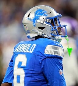 @AdamSchefter: Former Lions CB Terrion Arnold, who is facing legal issues in Florida, cleared waivers today and is ...