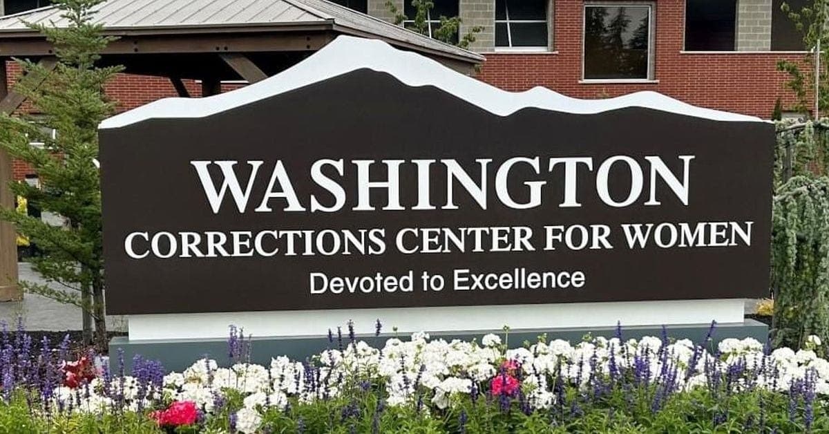 DOJ Investigates Washington Women’s Prison Over Transgender Housing Policy