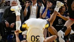 Rockets down Warriors in Curry return; Flagg carries Mavs past Lakers - Agence France-Presse