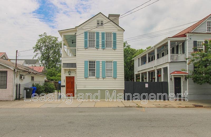 49 America St, Charleston, SC 29403