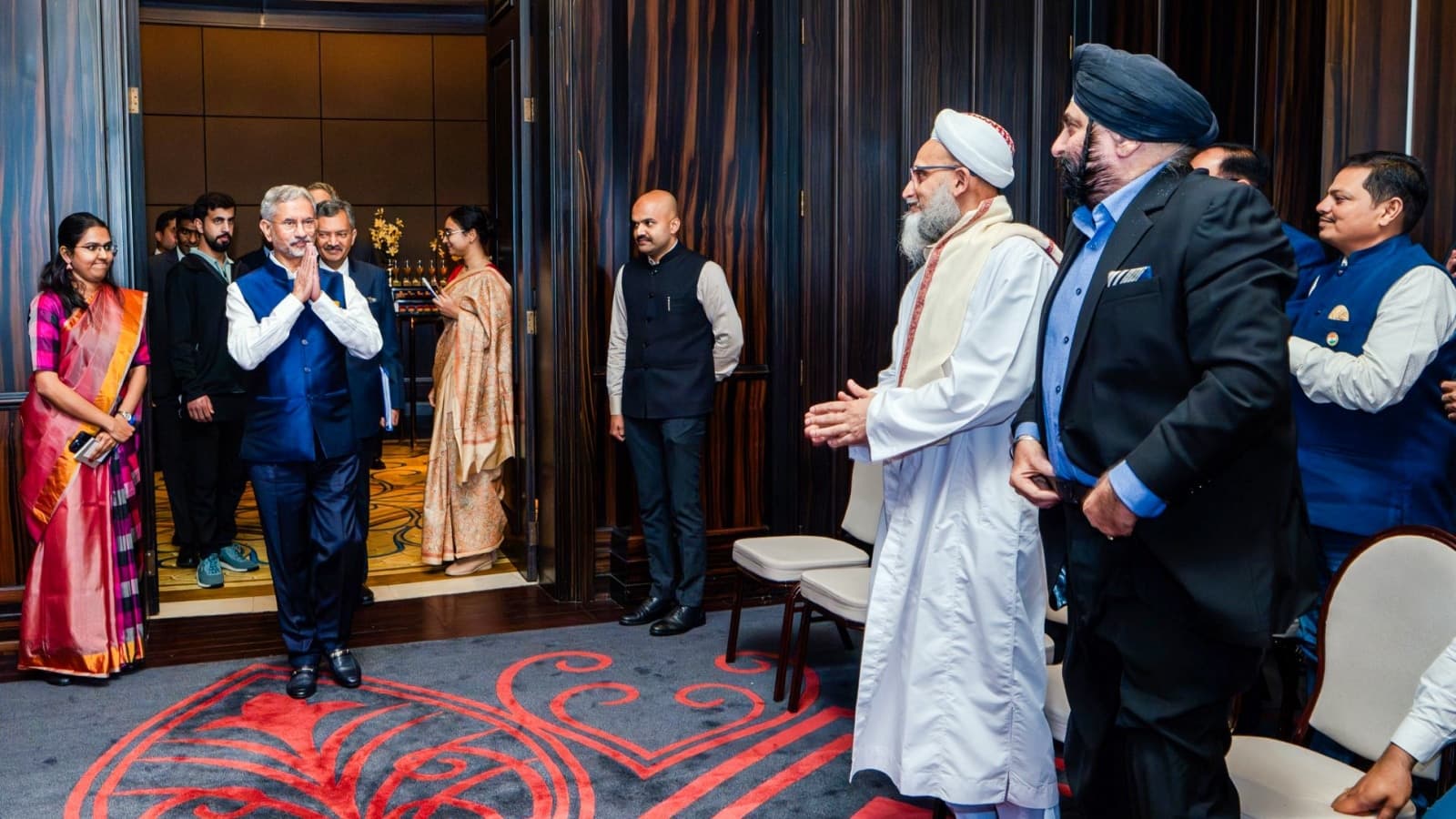 Jaishankar discusses West Asia situation with his UAE counterpart | India News - The Indian Express