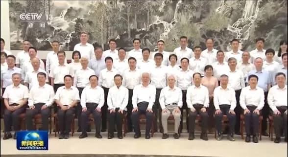 北戴河会议开始了？蔡奇现身、习近平面临双重压力