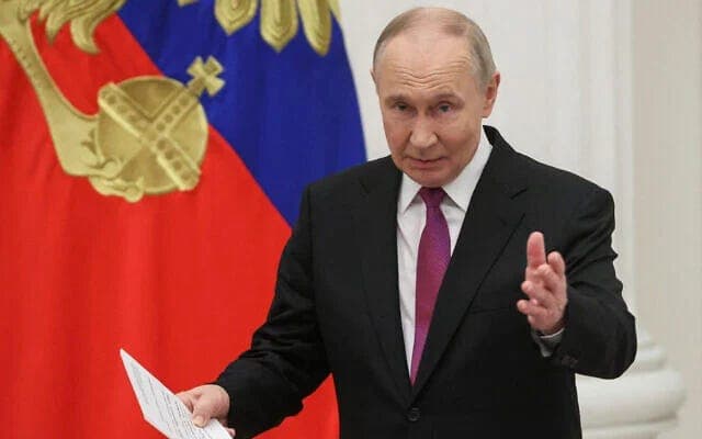 Larry Johnson: Russia Warns It Expects War with Europe