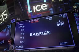 Barrick Mining Hires Goldman Sachs for Gold IPO - Bloomberg