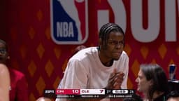 @chicagobulls: Even when he's not playing, @CalebWilson2025 is locked in 🔒 https://t.co/TH4f1ILjyF