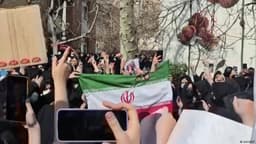 Iran accused of blocking SIM cards to silence dissent