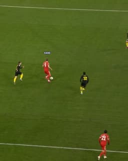 @ChampionsLeague: Kane dropping deep 👀

#UCL https://t.co/KhsHkm4DTW