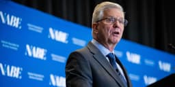 Waller Defends Fed's Use of Forward Guidance—in ...