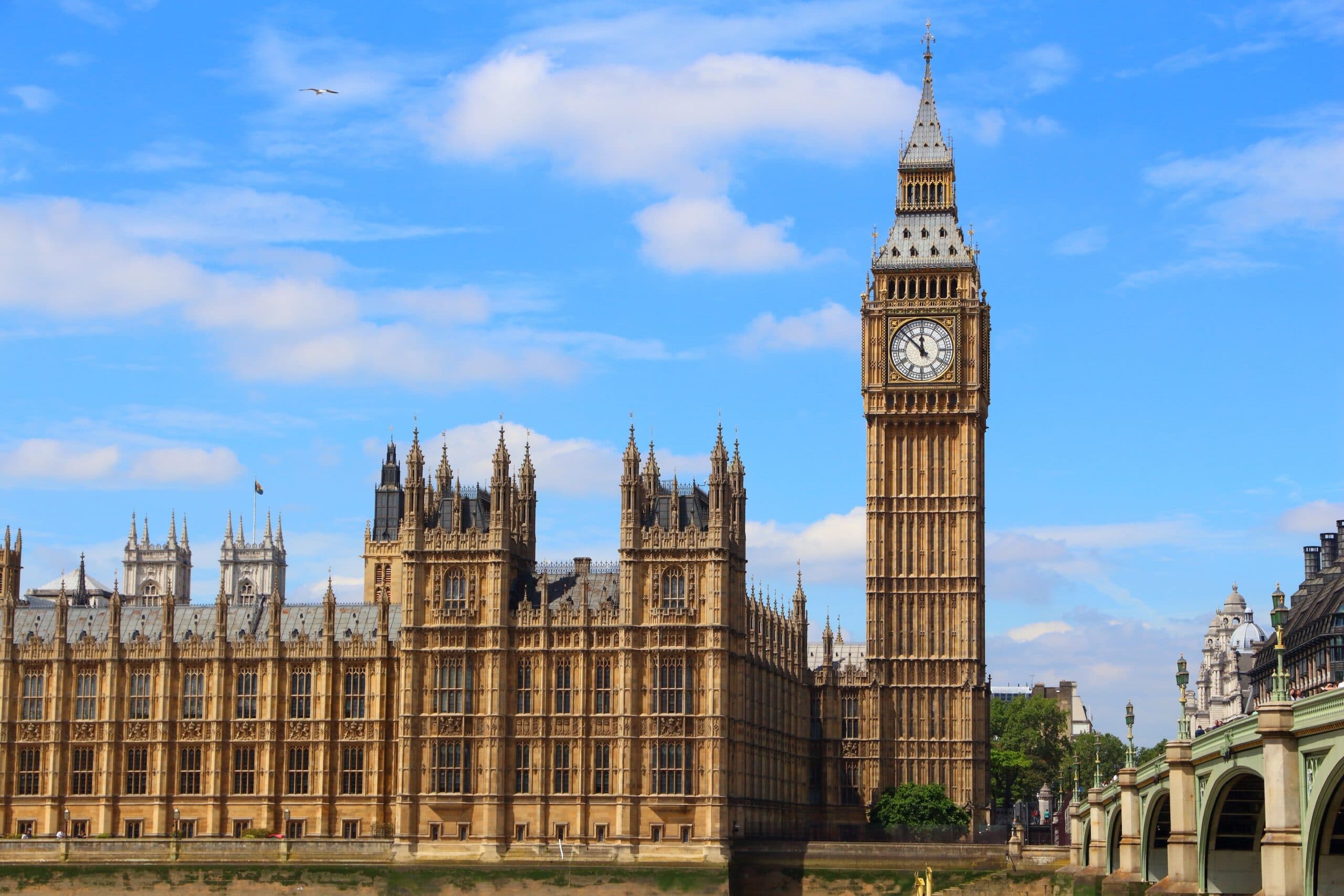 New study finds British Jews have lost trust in all major UK ...