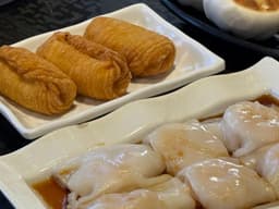 This Tiny California Dim Sum Parlor Rolls Carts Of Har ...