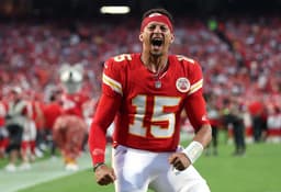 Proposed NFL Trade Has Chiefs Land $52 Million Playmaker for ...