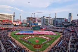 @MLB: #4thOfJuly festivities 🇺🇸 https://t.co/SrCXnqM2LG