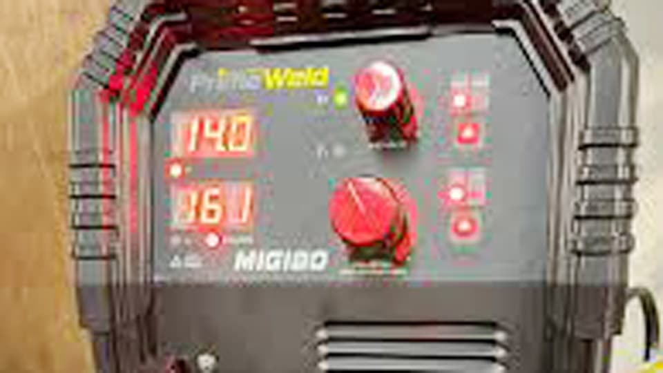 MIG Welder Wire Feeds But No Arc? Fix Voltage Loss Fast