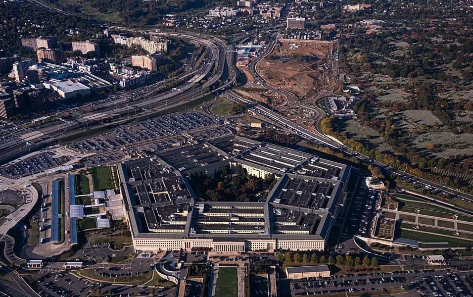 Pentagon races ahead on AI weapons as safety debate intensifies
