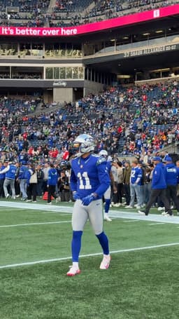 @NFL: JSN and the @seahawks are rocking their royal blue and silver throwback uniforms 🔥

KCvsSEA -- 8:20p...