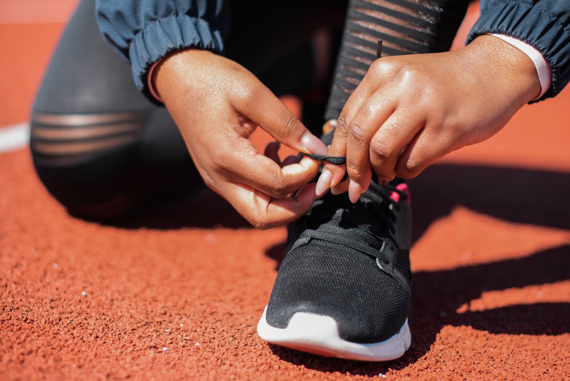 Running Shoes vs Walking Shoes: What's the Real Difference?