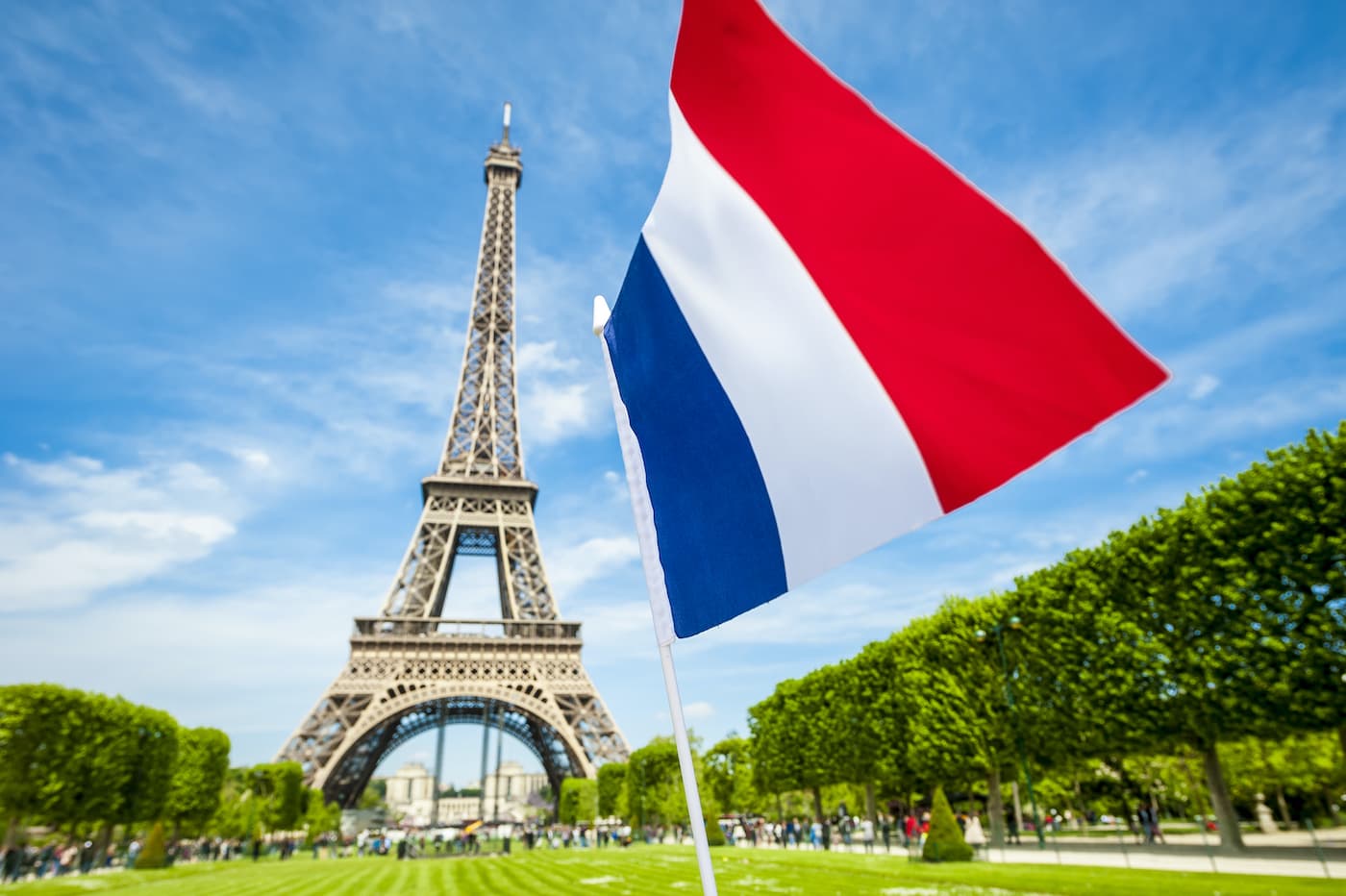 La France débloque 80 millions d'euros pour l'IA dans le monde du ...