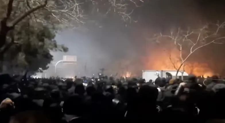 Iran Protest Death Toll Rises as Alarm Grows over Crackdown ...