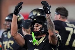 Football preview: Wake Forest at No. 16 Louisville