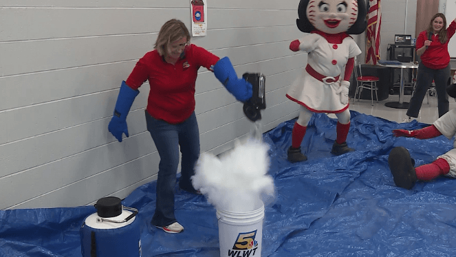 WLWT takes Weather Road Show to Butler County elementary school