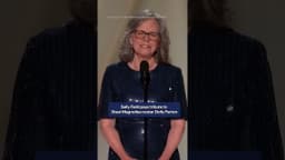 Sally Field honors "Steel Magnolias" costar Dolly Parton at the #Emmys (🎥: Courtesy of TVA and NBC)