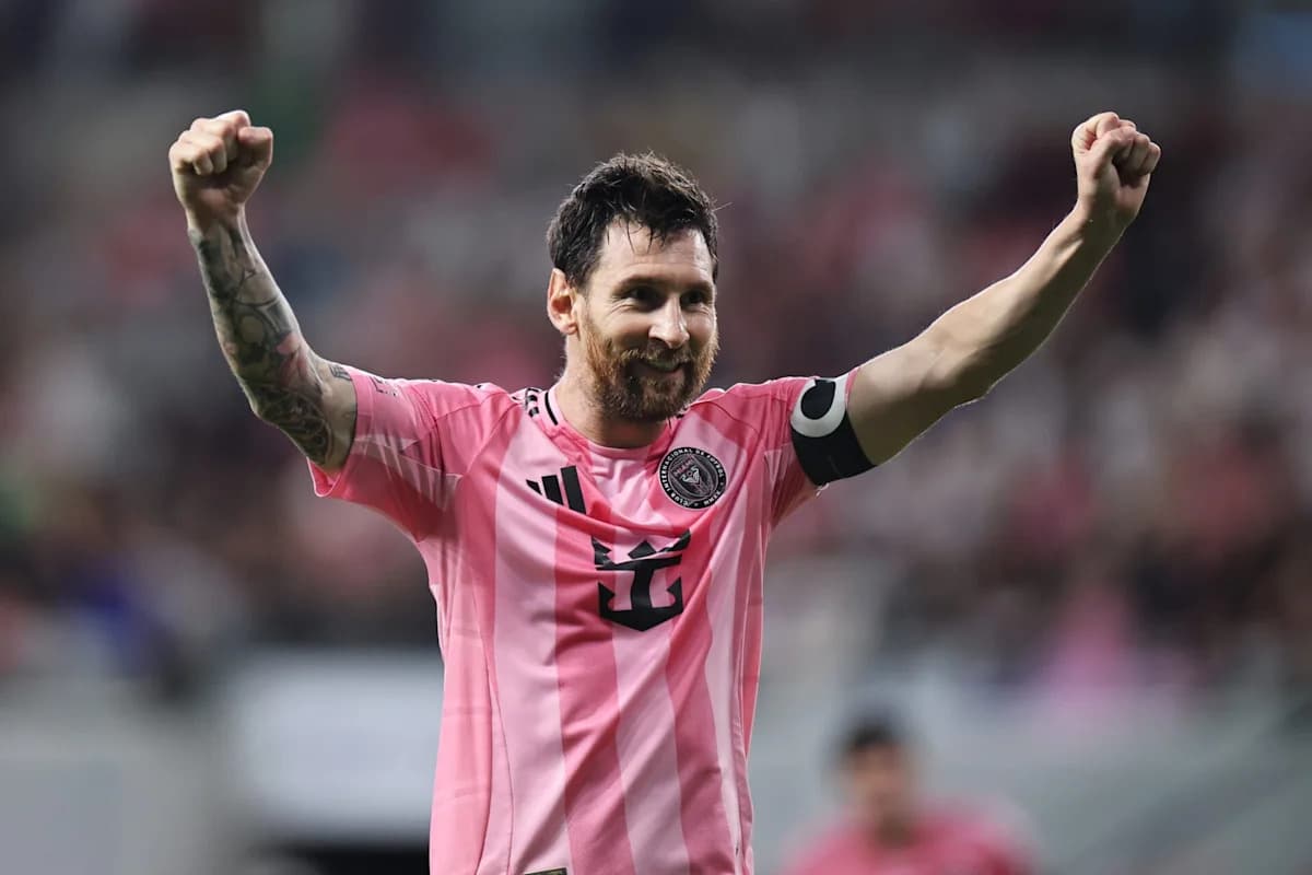 Fresh off scoring four goals, Lionel Messi finds time to ...