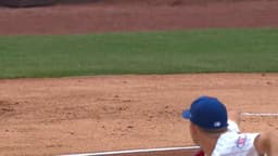 @MLB: 449 FEET 🤯

Welcome to the big leagues, Joshua Báez 👏

(MLB x @CitizenWatchUS) https://t.co/UEHok9GX...