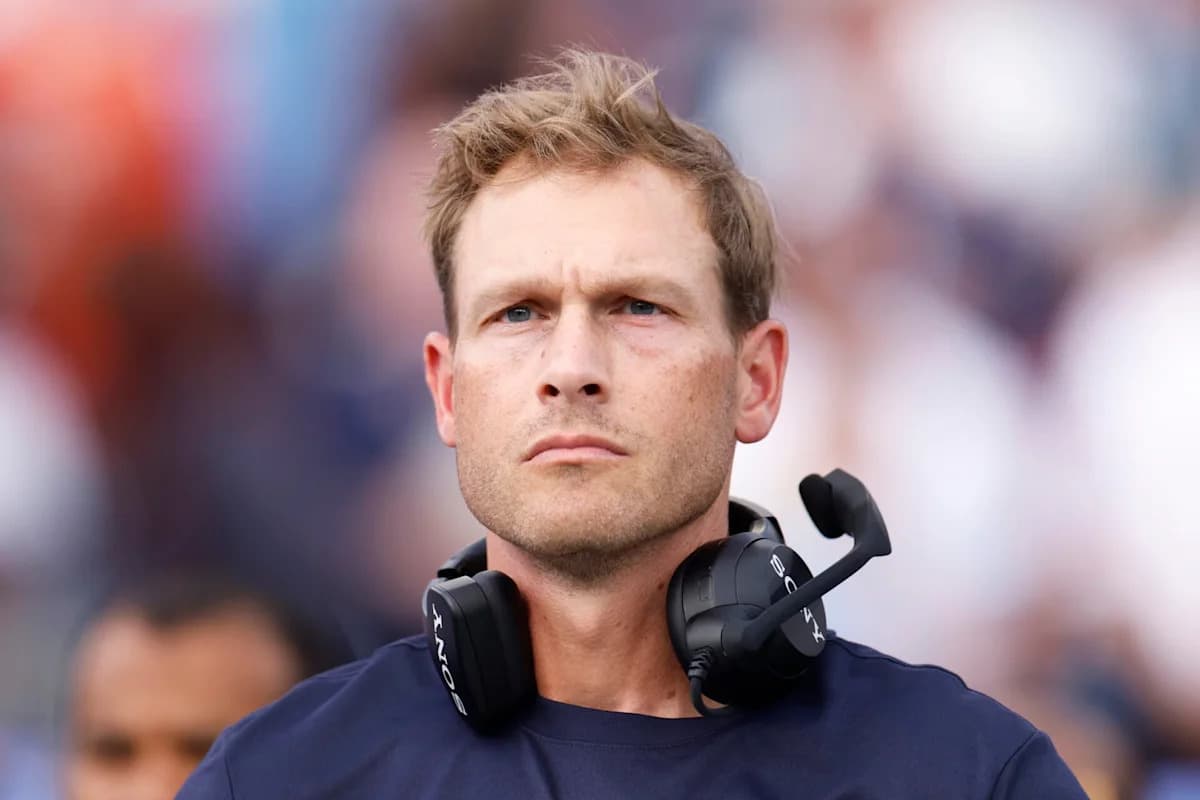 Chicago Bears HC Ben Johnson's epic answer to going for it on ...