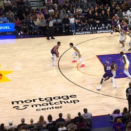 @NBA: DEVIN BOOKER SET A NEW SUNS HOME OPENER SCORING RECORD WITH 43 POINTS LAST NIGHT ☀️

🔥 43 PTS (24 IN...