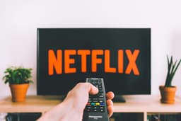 Netflix Inc. (NFLX): D. E. Shaw Is Loading Up on This Stock