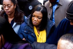 What the Epstein files say about Tova Noel, prison guard on duty when he died