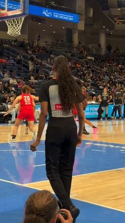 @WNBA: Cardoso gettin' after it EARLY 💪

She is up to 6 PTS and 2 REB here in the 1Q! https://t.co/gNvpA4vG...