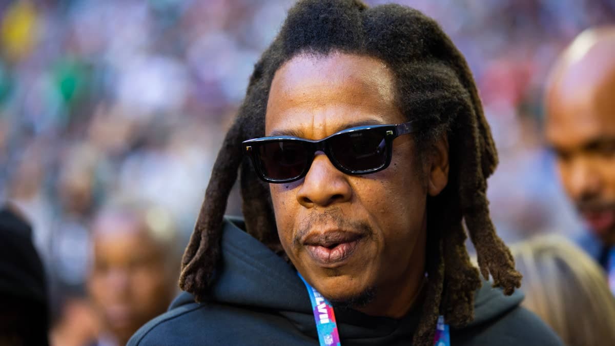 Mics Catch Jay-Z Taking Public Shot at Colin Kaepernick