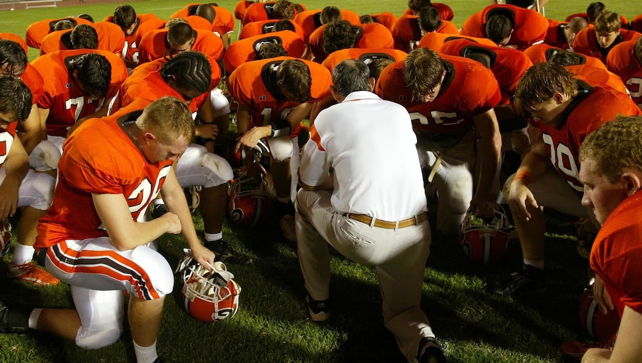 What Alabama’s new volunteer chaplain law means for school districts
