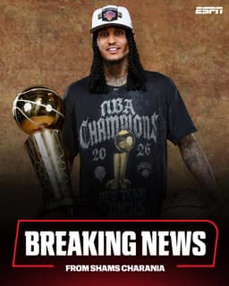 @ShamsCharania: Free agent Jordan Clarkson has agreed to a one-year, $3.9 million deal to return to the New York Kni...