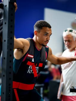 @realmadriden: 😮‍💨🔛🏋️ https://t.co/hf8BhGXnyu