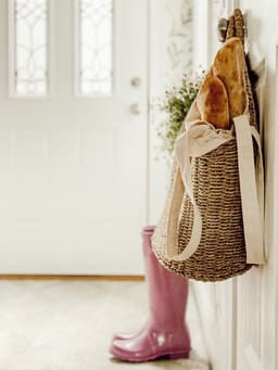 How to Decorate Your Home on a Budget Using Your Imagination -