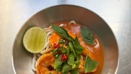 UDON WITH GINGER PRAWN BISQUE 
