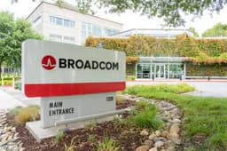 Broadcom earnings, guidance top analysts’ expectations