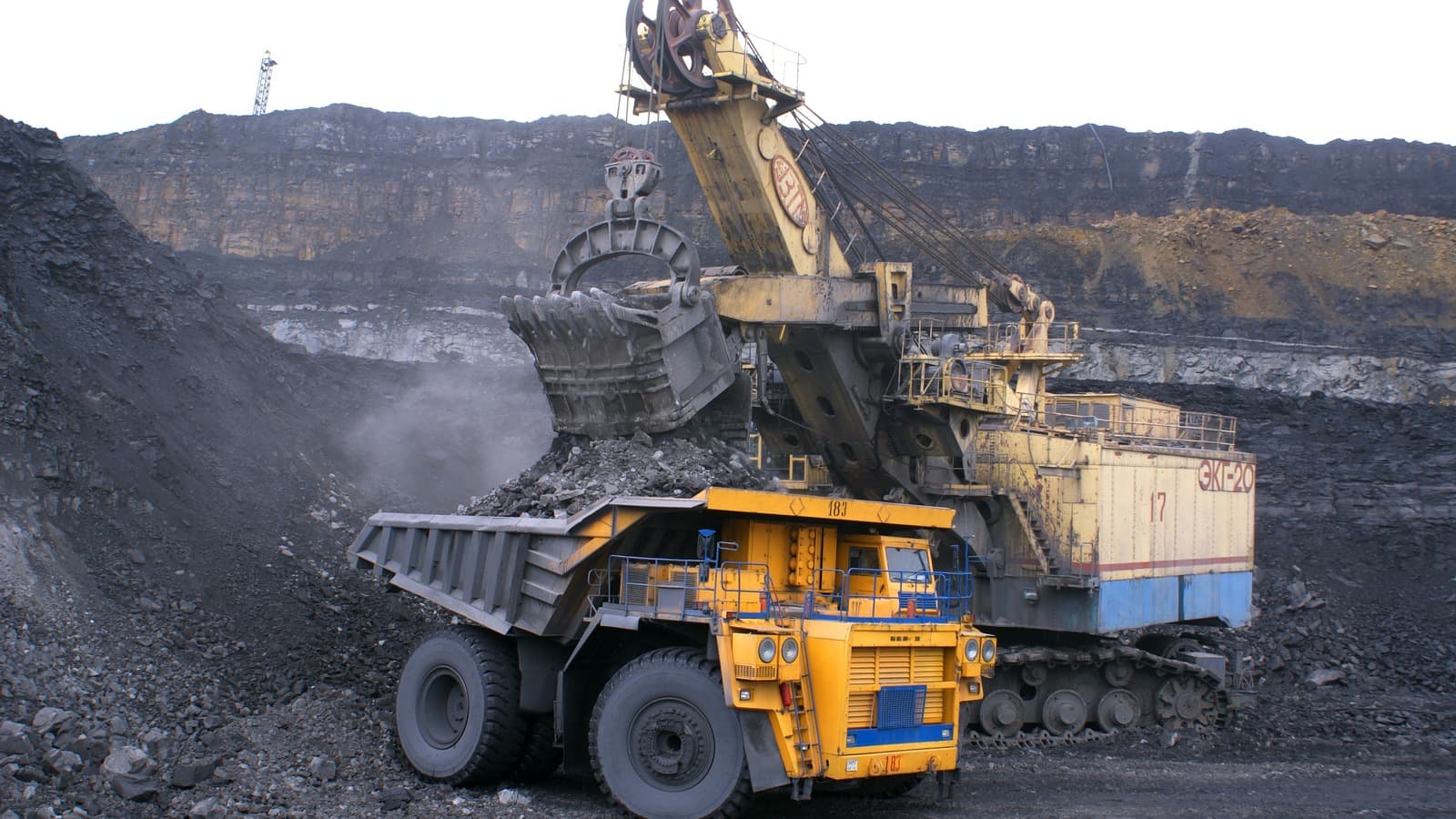 Centrus Energy (LEU) Signs Antares HALEU Deal, Is The ...