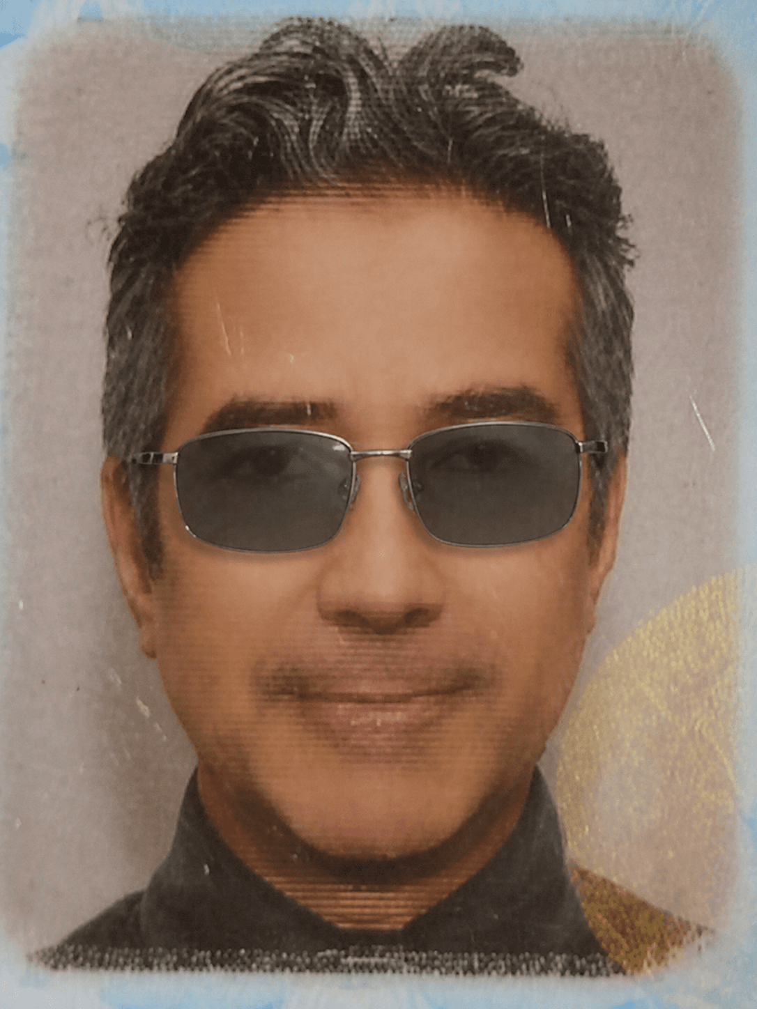AI Glasses Try-On Preview: Natural Fit on Person's Face - Vidoly AI
