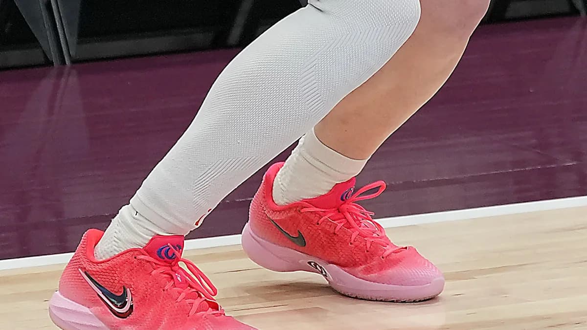 Caitlin Clark pokes fun at herself in latest Nike signature ...