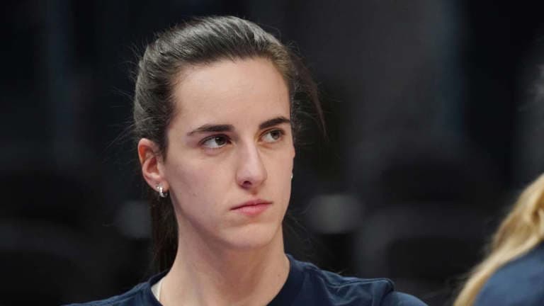 Caitlin Clark stuns fans with stylish outfit before Fever vs. ...