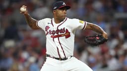 Analyzing the Atlanta Braves' Bullpen Standing Heading ...
