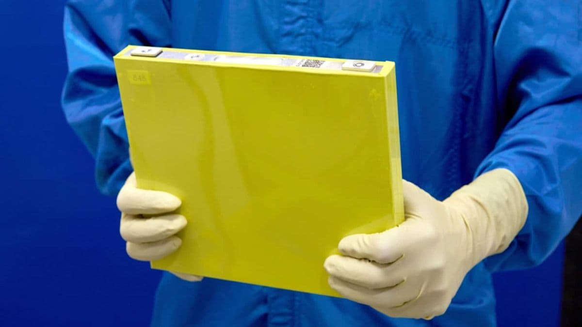 Solid-State Batteries Are Still A Future Tech, Not a Present ...