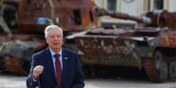 Graham announces deal with White House on Russia ...