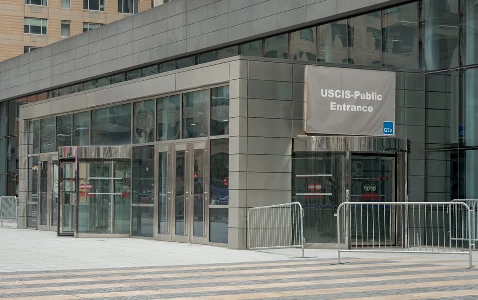 USCIS eases green card exit rule for some H‑1B holders