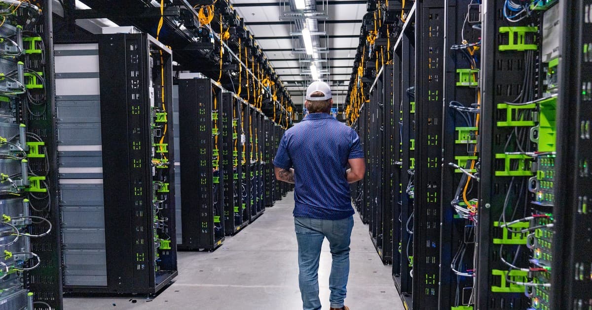 AI was supposed to kill tech jobs. The data on job openings ...