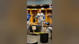 A special speech from the man of the hour, Freddie Freeman. 🥹 #dodgers #sports #losangeles